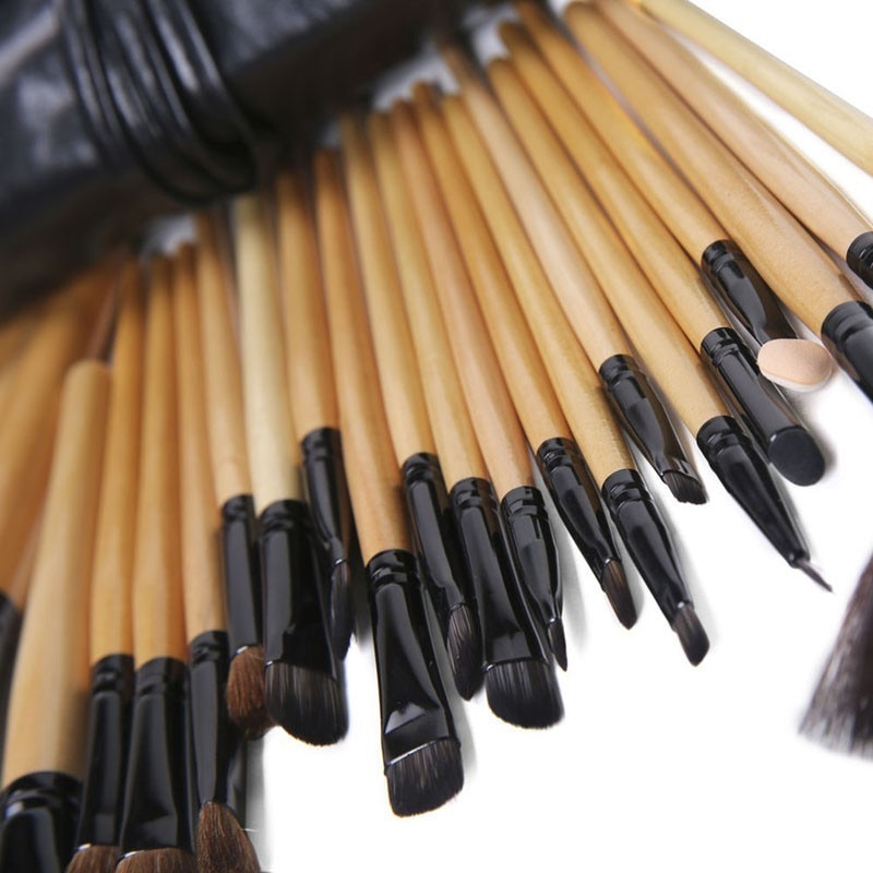 24 Piece Royal Brush Set